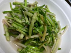 三丝水芹菜-東大方(武康千秋广场店)
