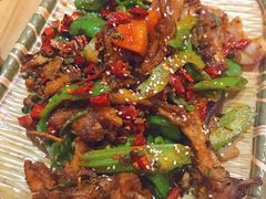 香辣手撕兔-郑件洋芋饭庄