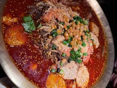 -张翻越·川渝冒菜·武汉黑鸭煲(城北万象城店)