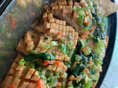 铁板松子鱼-莲华素食府