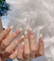 -LILY NAILS美甲美睫