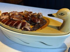 -八府香鸭·啫啫煲(华山路店)