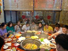 -袁小二大东北铁锅炖(吉祥村总部)