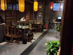 大堂-小龙坎老火锅(华飞店)