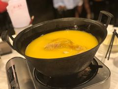 -鲜入围煮花胶鸡海鲜火锅