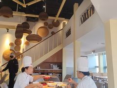 -关东小磨东北菜(上海长风大悦城店)
