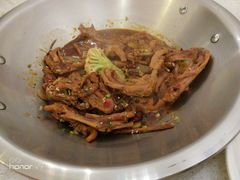 -张大师鸭爪爪特色干锅(南湖店)
