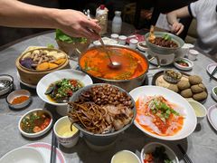 -野山舂·贵州现舂酸汤牛肉(民生路店)