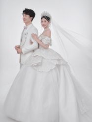 -第一夫人婚纱摄影(南京店)