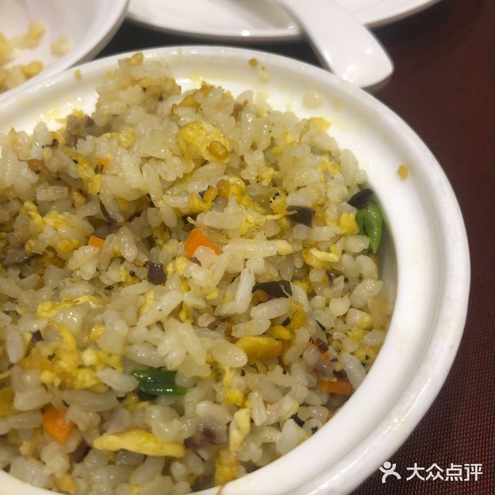 食為天·本地人爱吃的淮扬菜(瘦西湖店)扬州炒饭图片