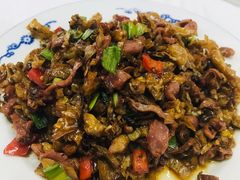 白辣椒炒鸡胗-新新湘菜馆(新中街二条店)