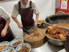 -门框胡同百年卤煮(新街口店)