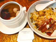 金奖卤鹅肉饭-陈鹏鹏潮汕菜(宝安机场T3航站楼店)