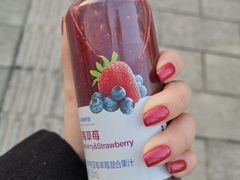 -瑞幸咖啡(杭州绿地中央店)