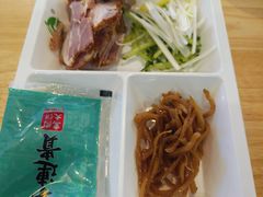 -李连贵熏肉大饼(金隅嘉品Mall店)