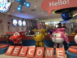 -乐多星球潮玩中心(沈阳嘉里城店)