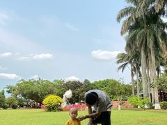 -侯臣咖啡文化村