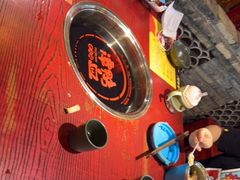 -谭鸭血老火锅(远大购物广场店)