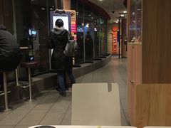 -麦当劳(虹梅路地铁站店)