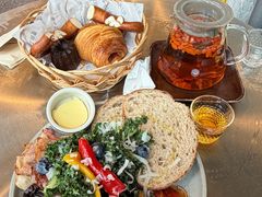 -麦田工坊(月湖店)