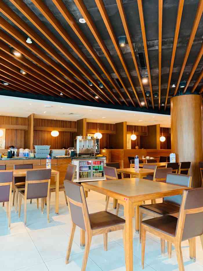 鼎泰丰(淡滨尼广场店)-"算是自家厨房了吧.吃个包子炒饭什么的基本.