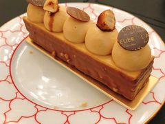 -Salon de The de Joel Robuchon(外滩18号店)