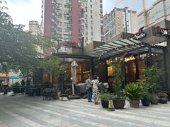 -玛格萝妮比萨屋(四平店)