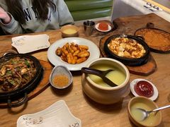 -干杯小木屋米酒店(罗斯福店)