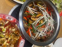 -郭婆婆疯子鸡·土货江湖菜馆