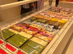 -好利来(上海长宁龙之梦店)