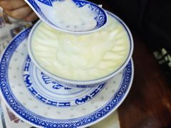 -广信牛奶甜品世家(台东店)