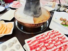 -楼外楼大刀肉传统火锅居(繁荣路店)