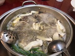 -老石黑山羊毛驴肉火锅(金凯广场店)