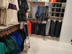 -优衣库(广州天河领展广场店)