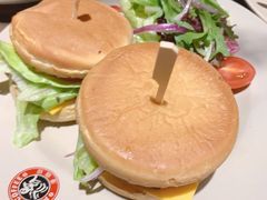 牛肉汉堡-漫咖啡(永旺梦乐城店)