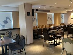 -深圳龙华大浪商业中心亚朵X酒店