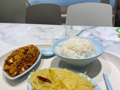 -荣华基·现炒快餐(肇嘉浜路店)