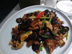 -鸭王烤鸭店(三里河店)