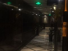 -多佐KTV(北京富力广场购物中心店)