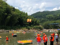 -虎啸峡漂流