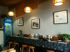 -蜗牛小馆醉乡民谣云南菜(惠新西里店)