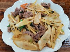 鲜笋炒牛肉-南记食粥坊·宵夜大排档(莲花总店)