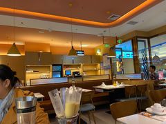 -小鱼小牛(世欧广场店)