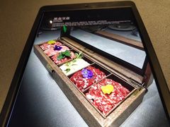 -左庭右院鲜牛肉火锅黑金店(陆家嘴中心店)