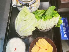 -炙爱鮮貨火锅(中东砂之船店)