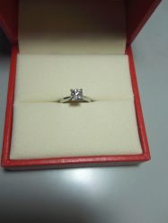 -威德钻石-克拉钻大本营(南京东路店)