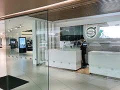 -杭州中沃沃尔沃4S店(滨江区店)