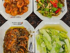 -岛中岛·海鲜大排档·万宁老字号(东澳店)