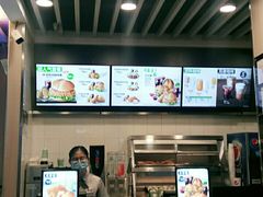 -德克士(虹桥火车站店)