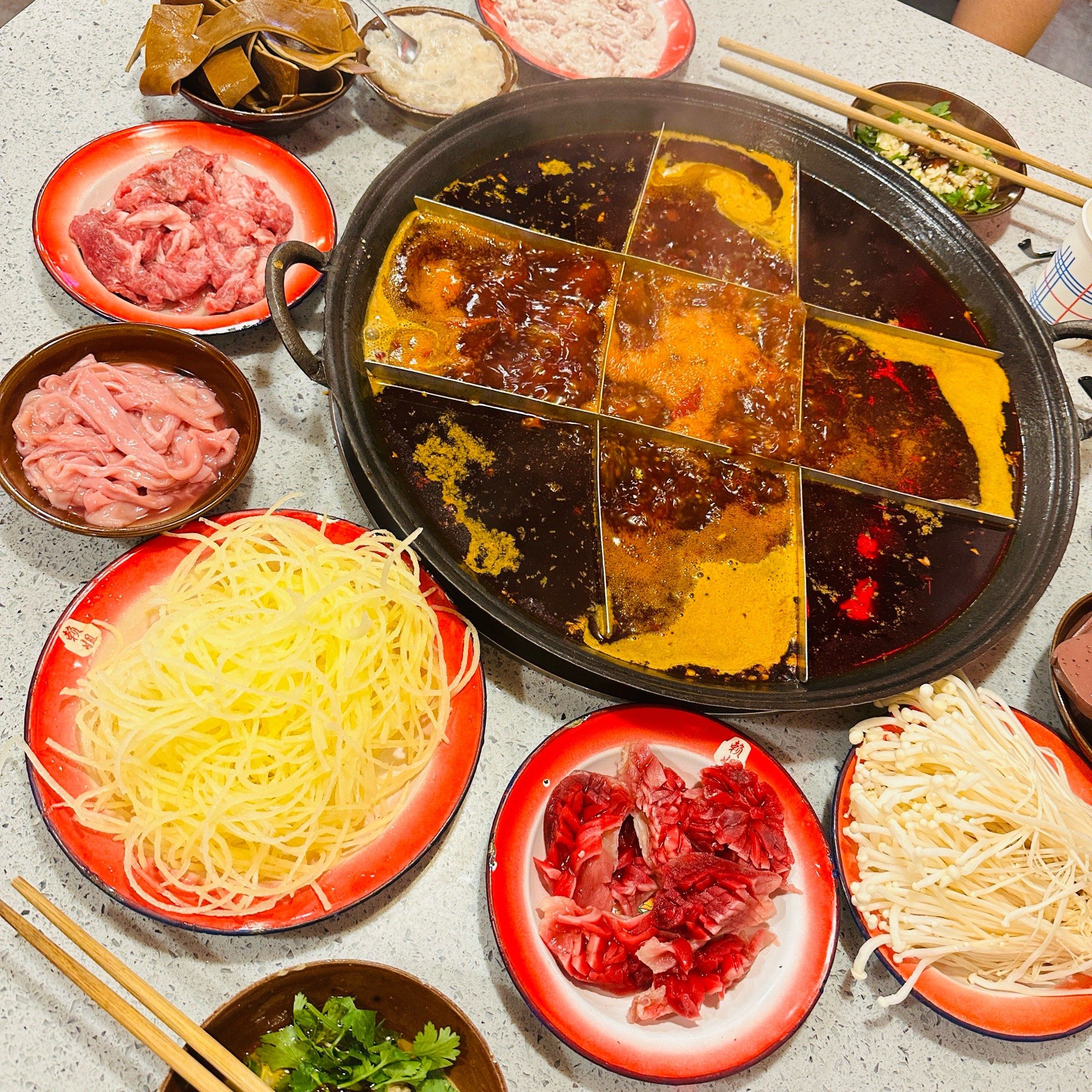 重庆老火锅